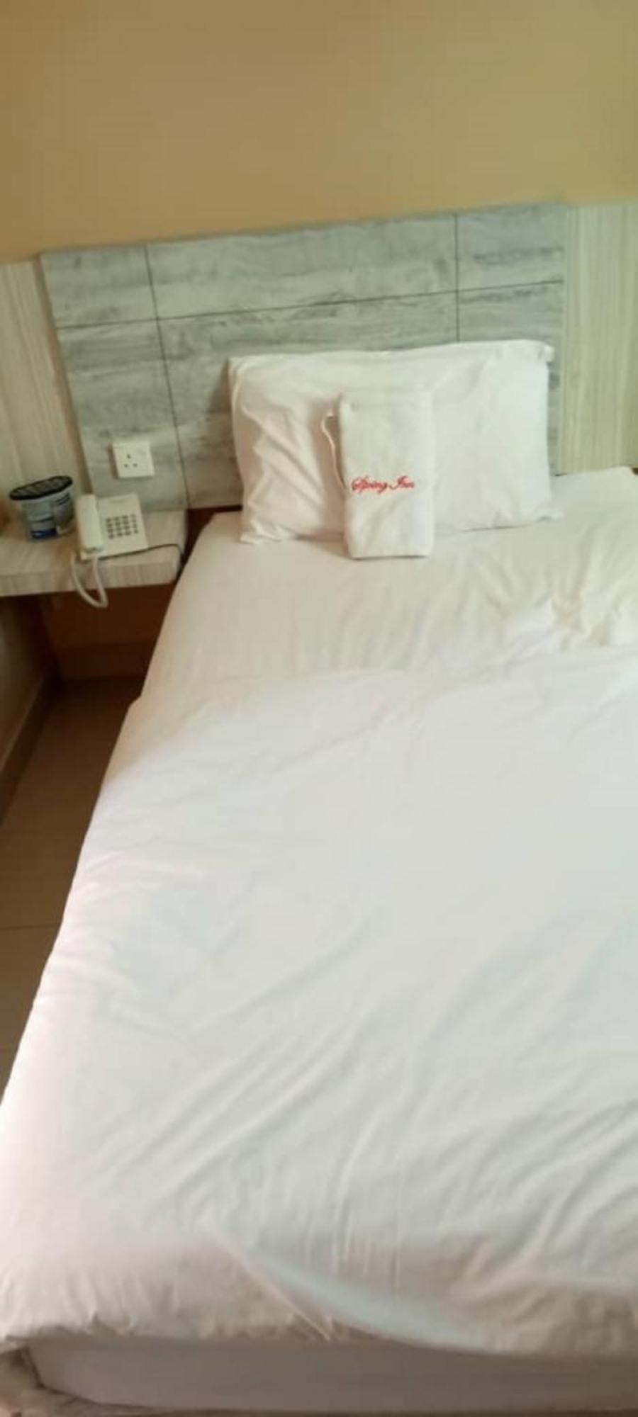 Hotel Spring