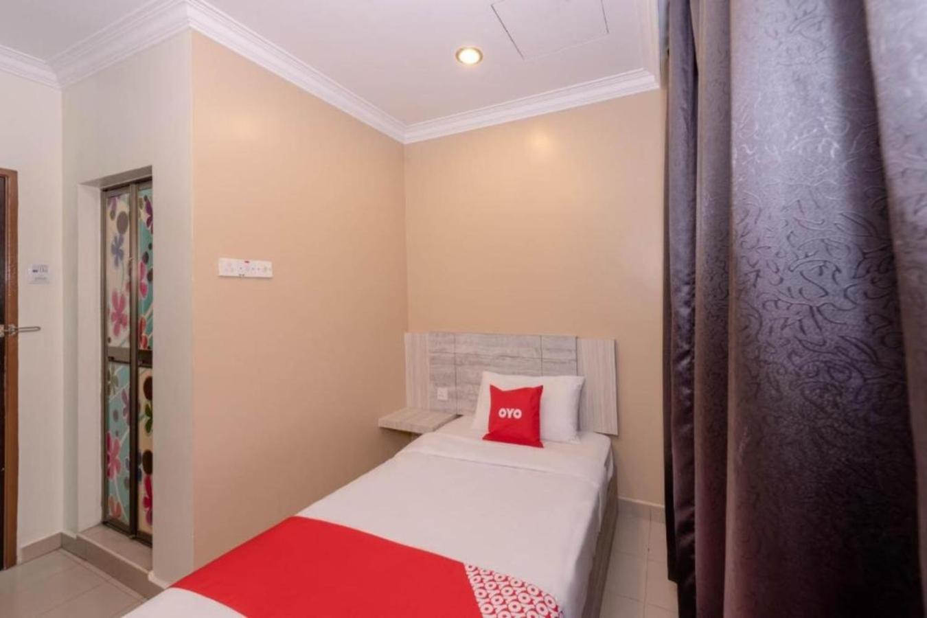 Spring Hotel *